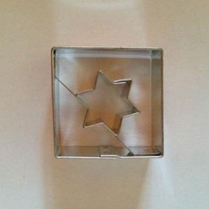 Csillag közepű négyzet linzer kiszúró 3,5 cm